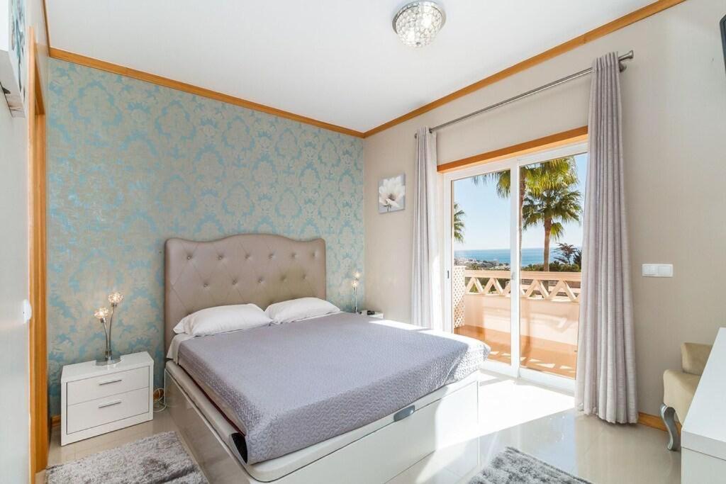 Fantastic Townhouse With Pool And Sea Views Villa Albufeira Kültér fotó